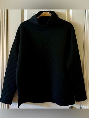 Eddie Bauer Travex Diamond Quilted Mock Neck Sweatshirt: Black, Size X-Large
